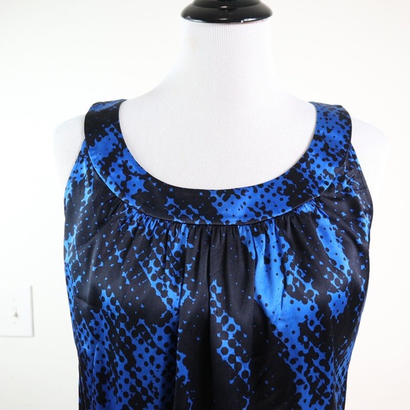St. John Size S Silk Scoop Neck Top Sleeveless Blue Black Print Fall 2009 - Picture 7 of 9